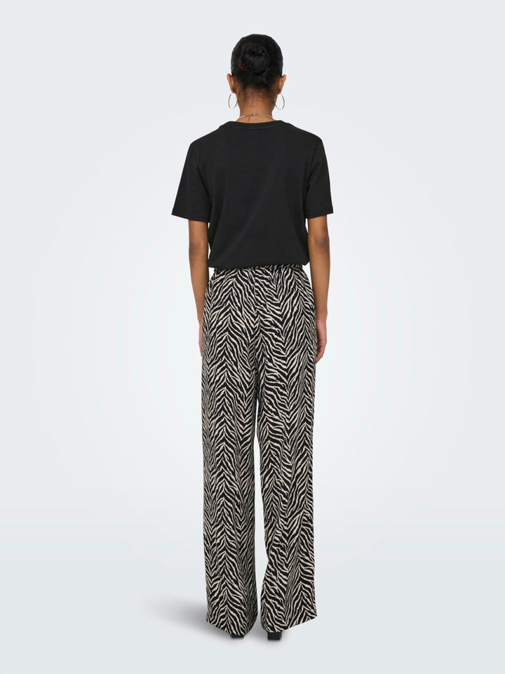 Onlmonja S/s Tee Jrs Noos - Zwart