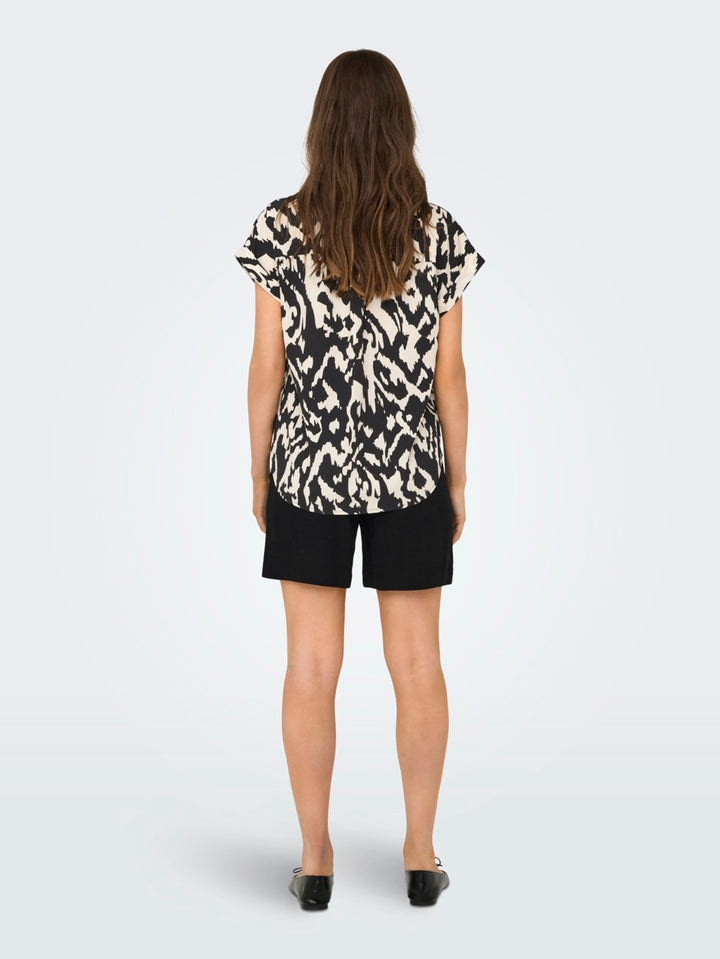 Onlhannover Life S/s Shirt Wvn Noos - Zwart Dessin