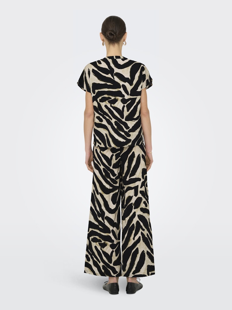 Jdyjasmine S/s Top Wvn - Zwart Dessin