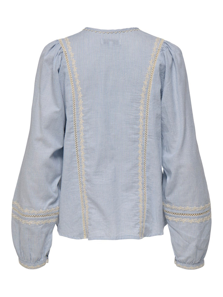 Onlmonica Ane Life Ls Emb Top Wvn - Lichtblauw