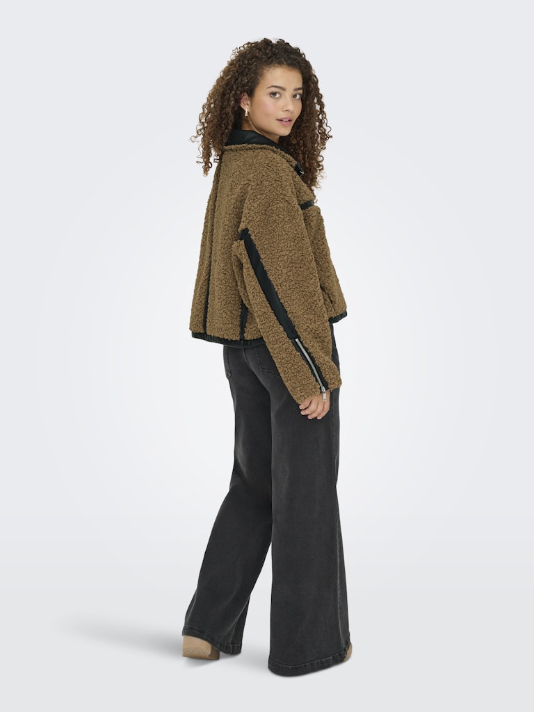 Onlpatti Life Teddy Short Jacket Cc Otw - Bruin