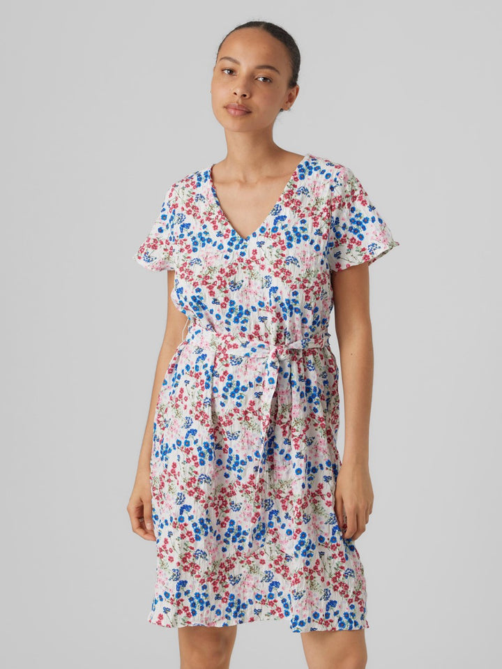 Vmutilla S/s V-neck Abk Dress Wvn B - Wit Dessin