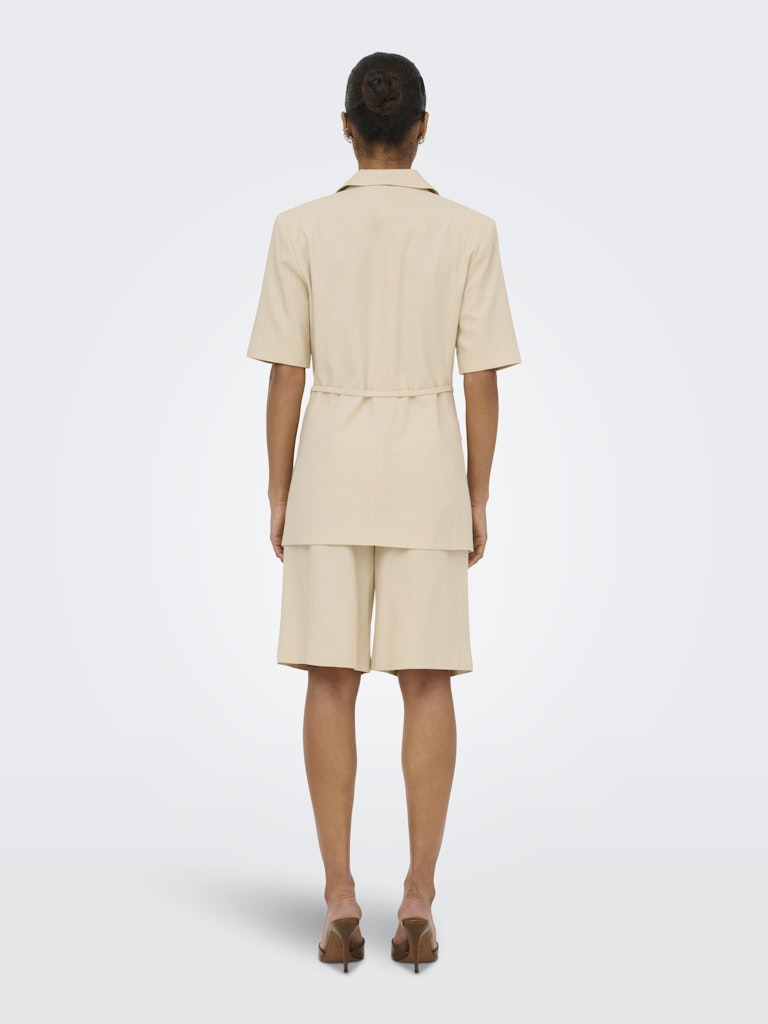Jdynaomi Linen Mw Bermuda Shorts Tlr - Beige