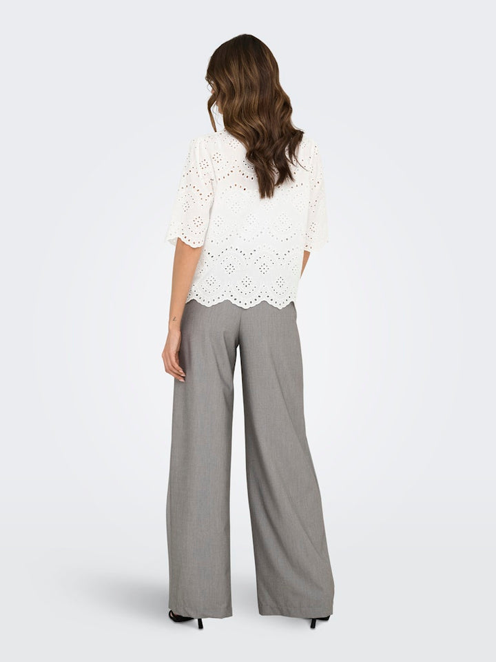 Onlvalais S/s Shirt Wvn Noos - Off-white