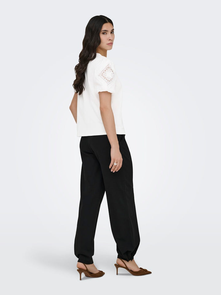 Jdyuma Life S/s Lace Detail Top Jrs - Off-white