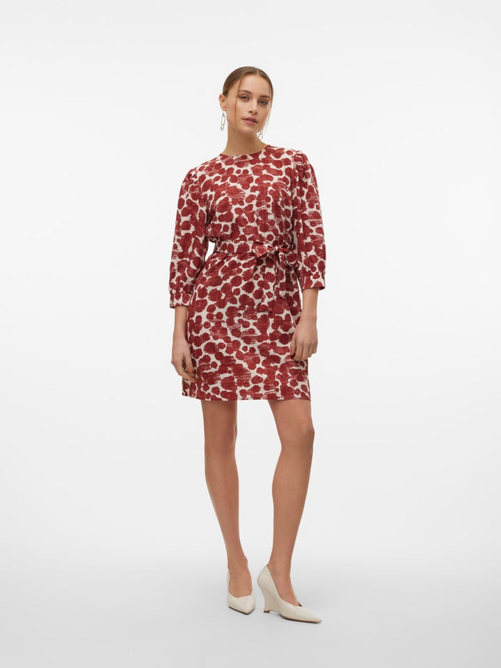 Vmpila Senya 3/4 Short Dress Wvn - Rood Dessin