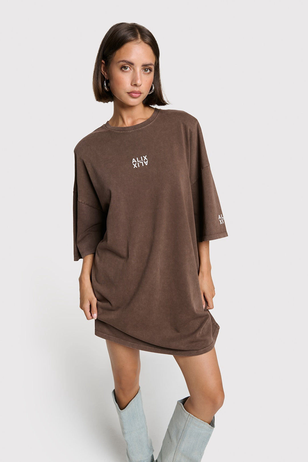 Alix T-shirt Dress - Bruin