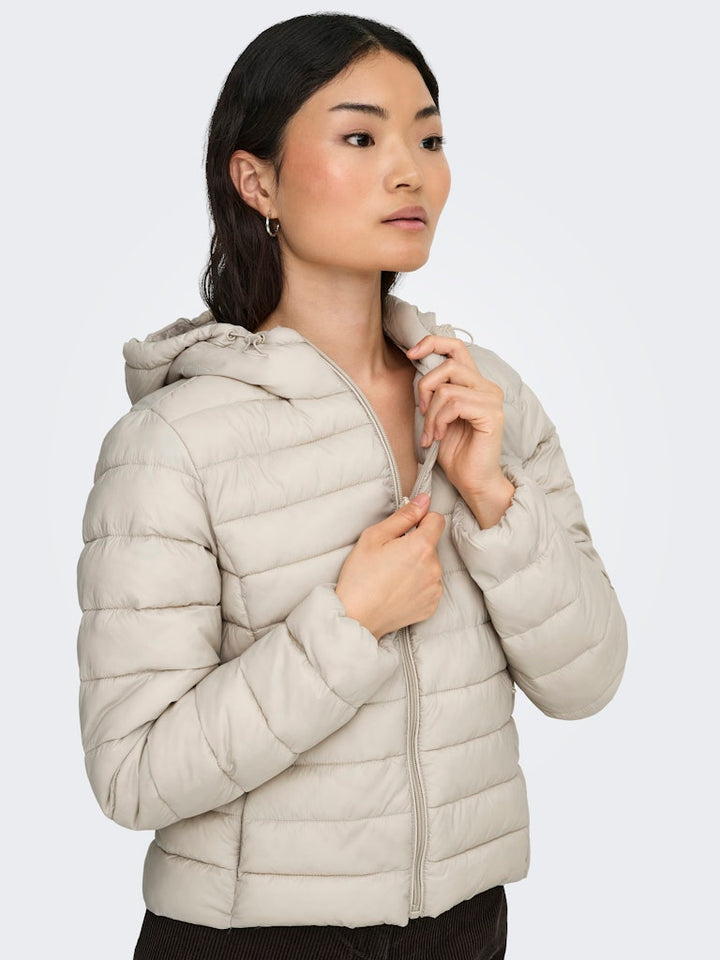 Onltahia Lw Quilted Hood Jkt Noos Otw - Beige