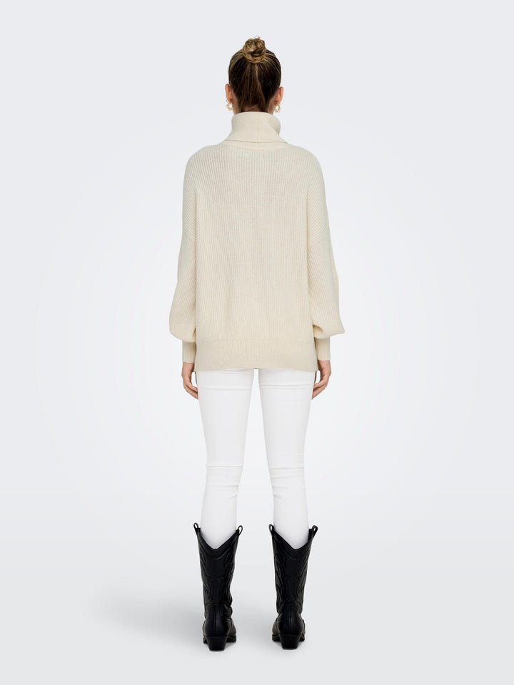 Onlkatia Ls Rib Roll Neck Cc Knt - Ecru
